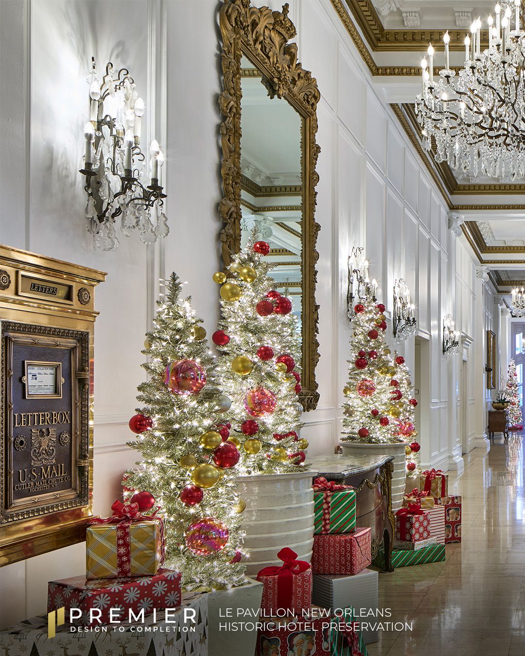 The Christmas-decorated lobby of Le Pavillon, New Orleans